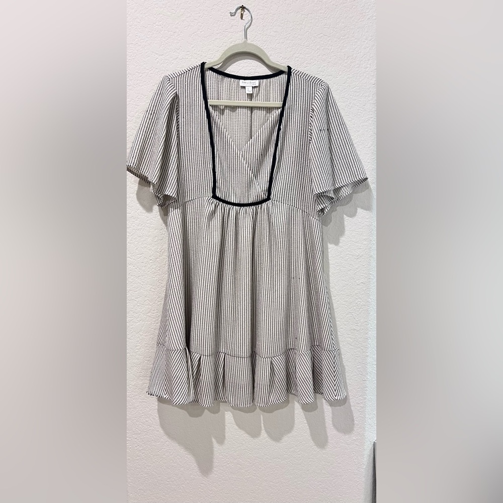 See U Soon NWT Black & Beige Striped Dress with Gold Metallic Threading | Large